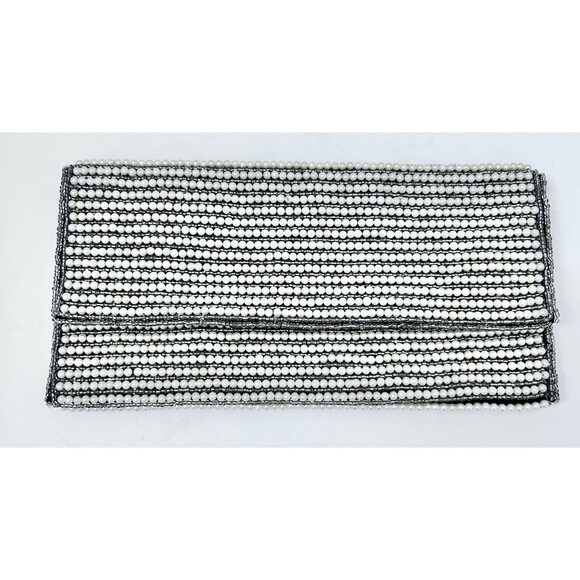 Forever 21 Women's Beaded Clutch: NWT - Picture 1 of 6